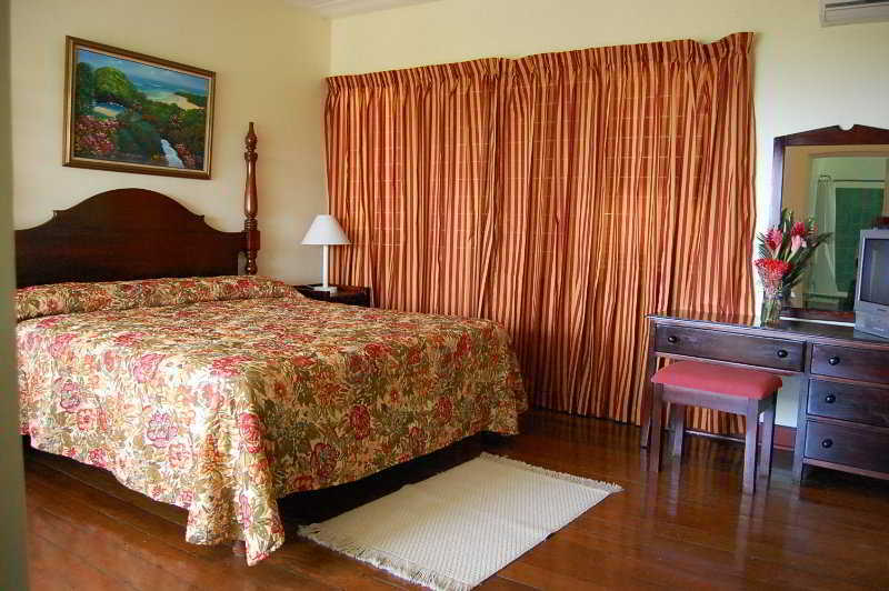 Inn At Shaw Park Gardens & Waterfalls โอโชรีโอส ภายนอก รูปภาพ